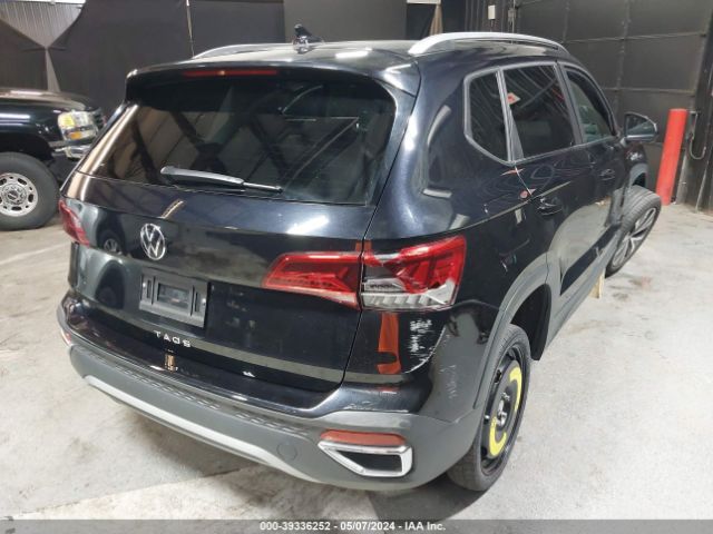 3VVLX7B21NM013684 Volkswagen Taos 1.5t Se