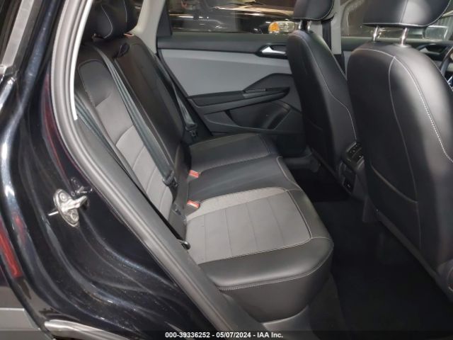 3VVLX7B21NM013684 Volkswagen Taos 1.5t Se
