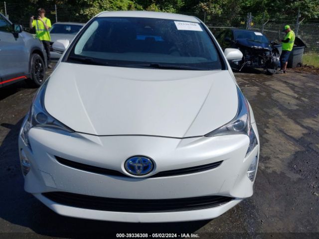 JTDKARFU5G3015316 Toyota Prius Four Touring
