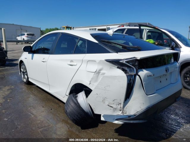 JTDKARFU5G3015316 Toyota Prius Four Touring