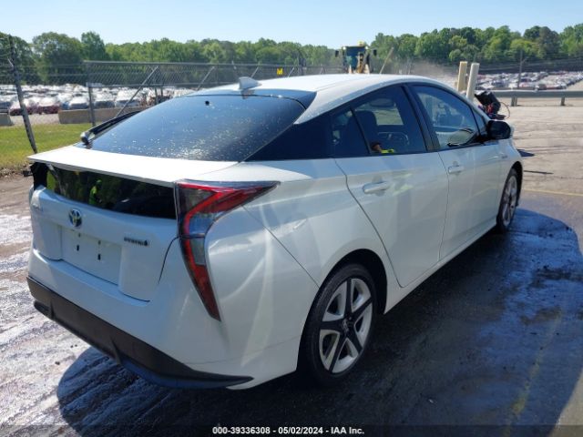 JTDKARFU5G3015316 Toyota Prius Four Touring