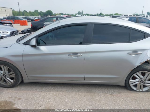 5NPD84LF2LH573992 Hyundai ELANTRA SEL