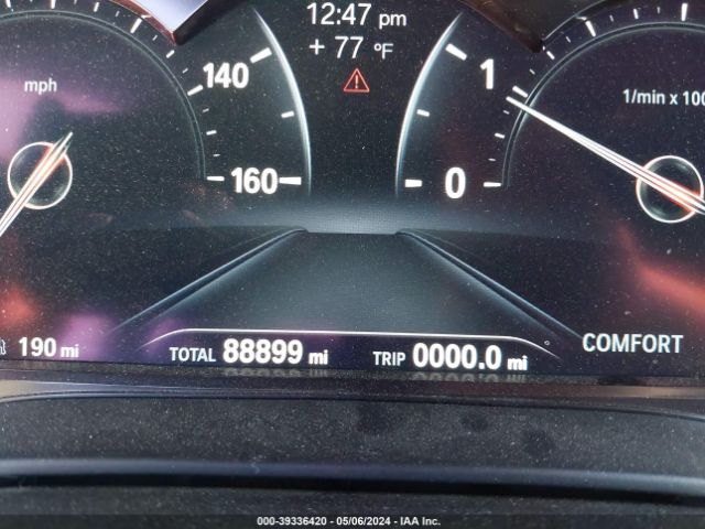 WBAJE5C5XJWA92937 BMW 540I