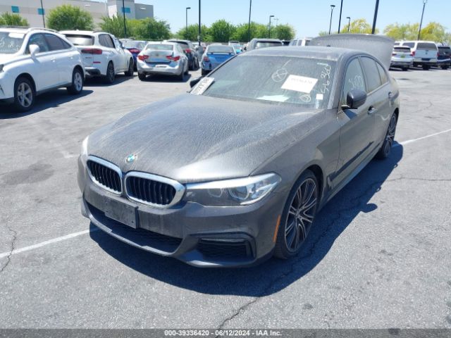 WBAJE5C5XJWA92937 BMW 540I