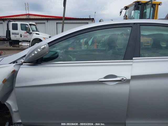 Hyundai SONATA GLS 2014 5NPEB4AC3EH893503 Image 15