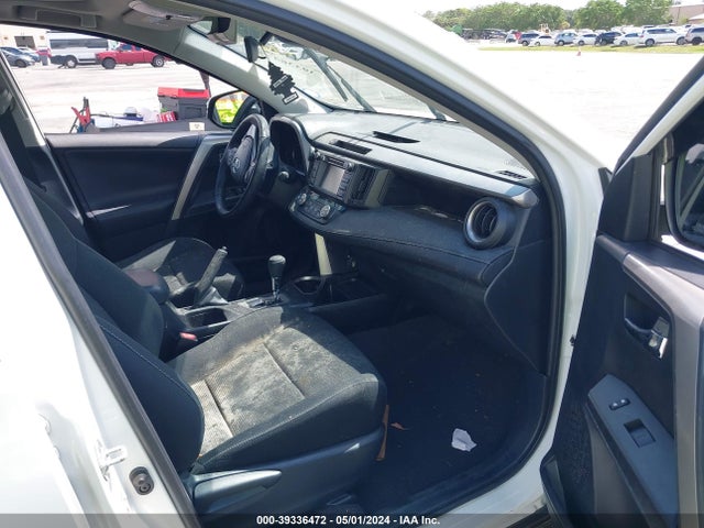Toyota Rav4 Xle 2018 JTMWFREV0JJ164037 Image 5