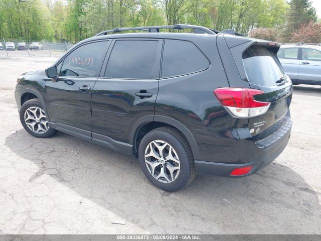 JF2SKAJC2MH586243 Subaru Forester Premium