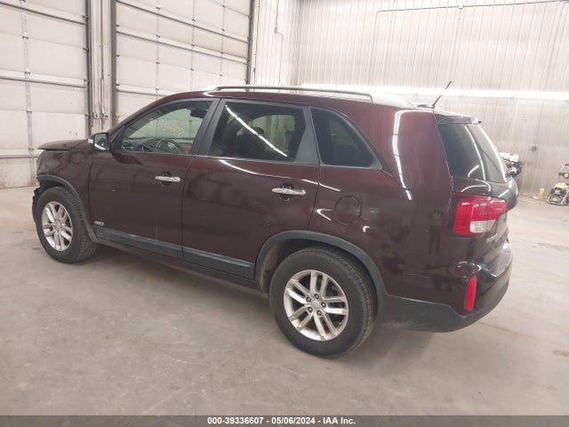 KIA SORENTO LX 2015 5XYKTCA65FG571782 Image 3