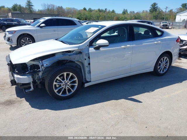 Ford FUSION SE 2017 3FA6P0HD5HR390267 Image 2