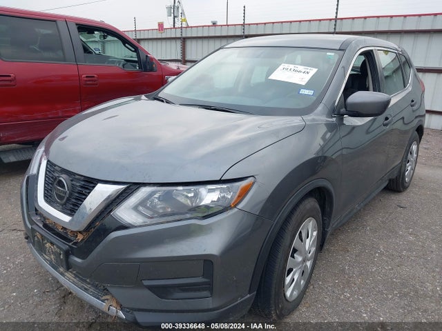 Nissan ROGUE S 2018 5N1AT2MT1JC759554 Image 2