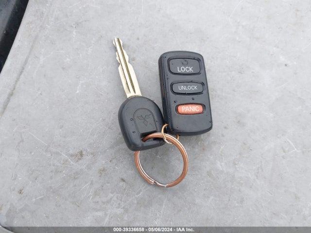 2001 MITSUBISHI MONTERO JA4MW31R11J033450 Photo 10