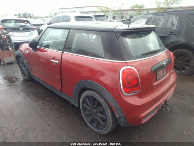 2018 MINI HARDTOP WMWXP7C57J2A48918 Photo 2