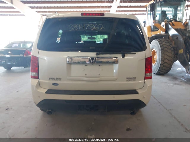 Honda Pilot Touring 2015 5FNYF4H92FB017081 Image 16