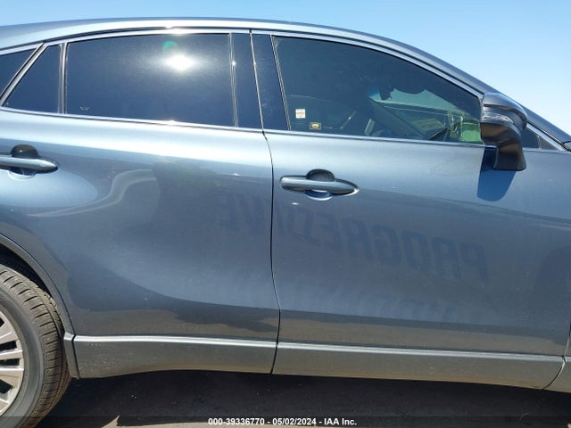 Toyota Venza Limited 2021 JTEAAAAH5MJ084422 Image 13