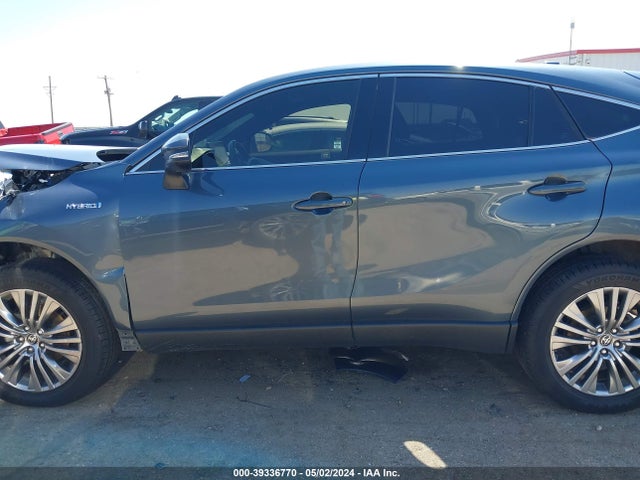Toyota Venza Limited 2021 JTEAAAAH5MJ084422 Image 14