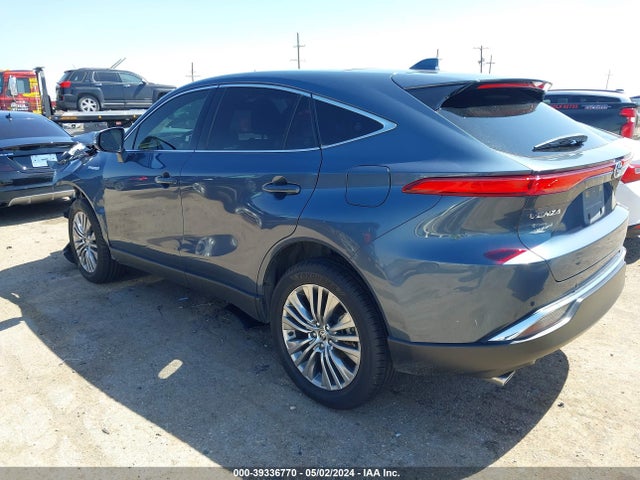 Toyota Venza Limited 2021 JTEAAAAH5MJ084422 Image 3