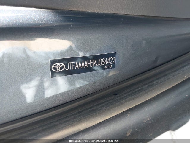 Toyota Venza Limited 2021 JTEAAAAH5MJ084422 Image 9