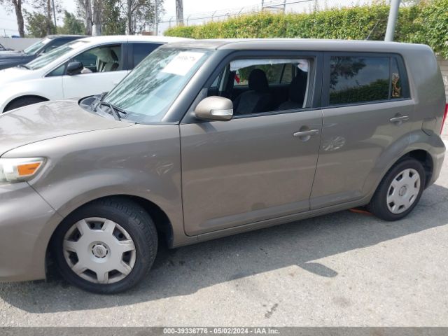 JTLZE4FE8EJ054753 Scion XB