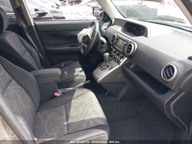 JTLZE4FE8EJ054753 Scion XB