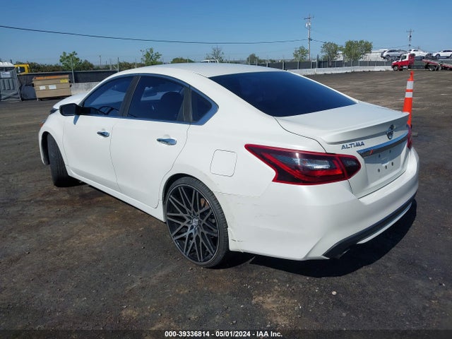Nissan Altima 2.5 Sr 2017 1N4AL3AP6HC497385 Image 3