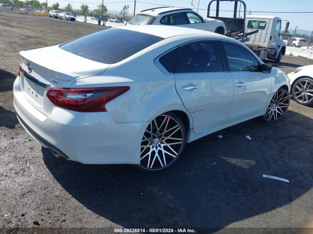 Nissan Altima 2.5 Sr 2017 1N4AL3AP6HC497385 Image 4
