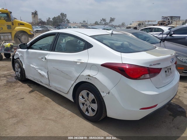 Hyundai ELANTRA SE 2016 5NPDH4AE3GH792007 Image 3