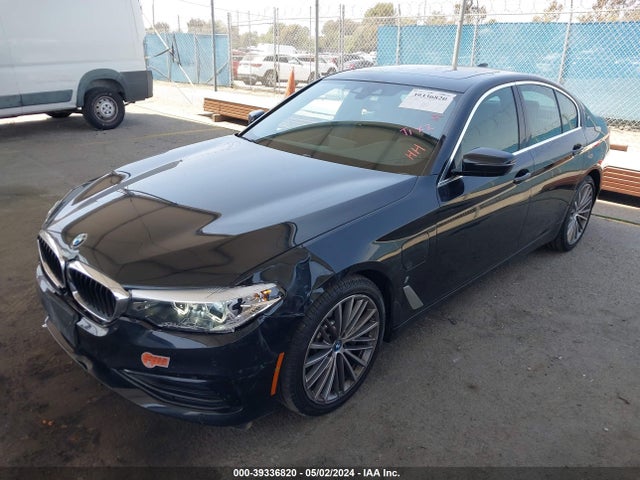 WBAJA9C5XKB392731 BMW 530e Iperformance