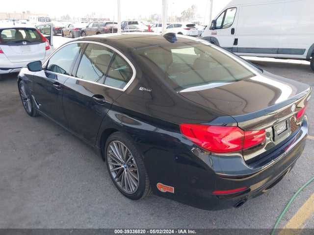WBAJA9C5XKB392731 BMW 530e Iperformance