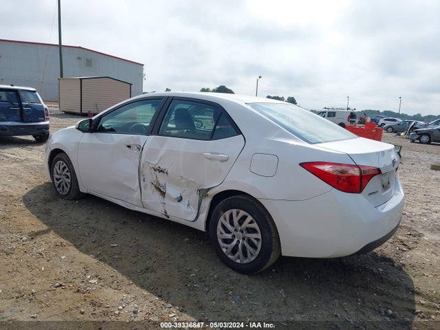 Toyota COROLLA LE 2017 2T1BURHE1HC952251 Image 3
