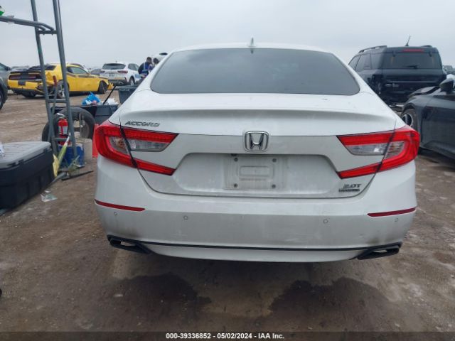 1HGCV2F97JA013180 Honda Accord Touring 2.0t