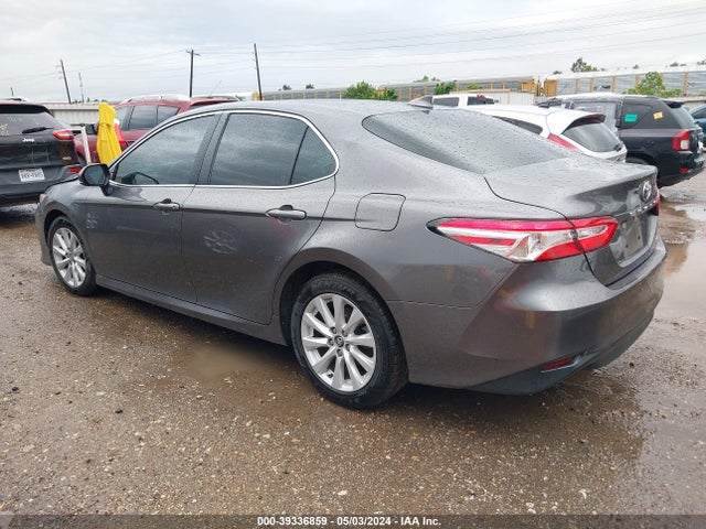 Toyota CAMRY LE 2020 4T1C11AK2LU932872 Image 3