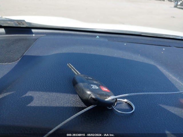 Toyota Rav4 Xle 2015 2T3WFREVXFW186670 Image 11