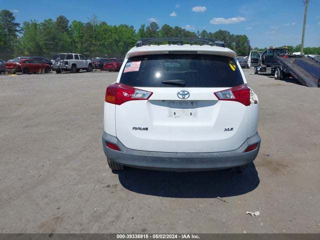 Toyota Rav4 Xle 2015 2T3WFREVXFW186670 Image 16