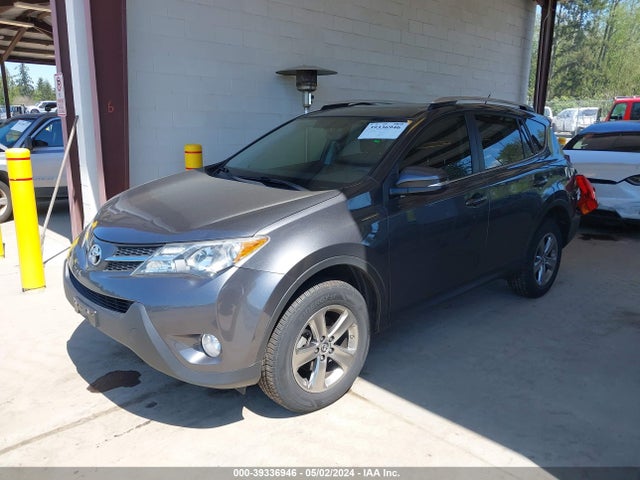 Toyota Rav4 Xle 2015 JTMWFREV2FD057254 Image 2
