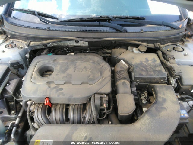 Hyundai SONATA SE 2016 5NPE24AF5GH269411 Image 10