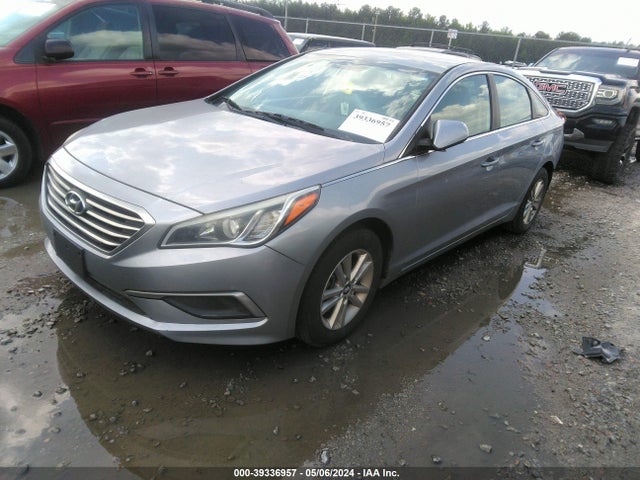 Hyundai SONATA SE 2016 5NPE24AF5GH269411 Image 2