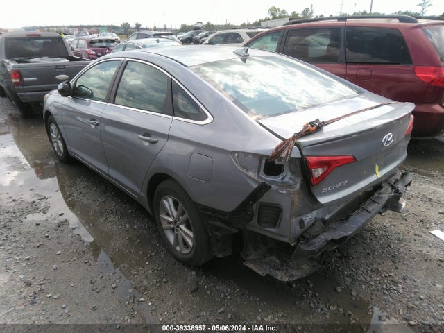 Hyundai SONATA SE 2016 5NPE24AF5GH269411 Image 3