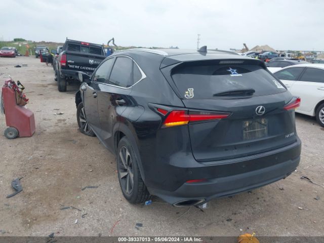 JTJYARBZ8K2124697 Lexus NX 300