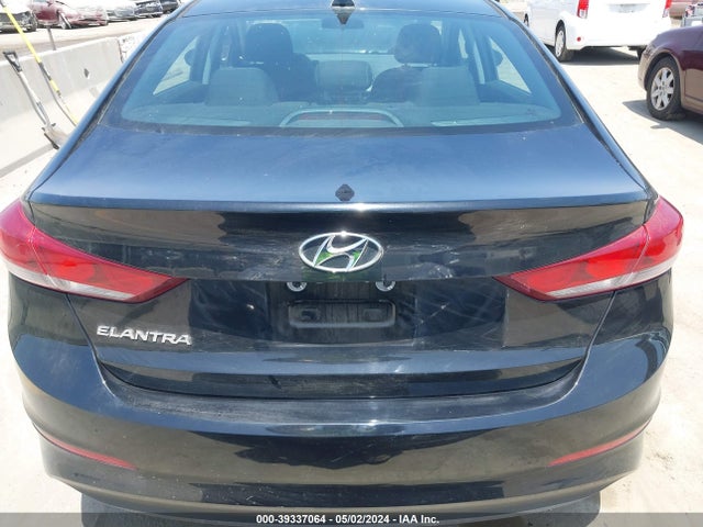 Hyundai ELANTRA SEL 2018 5NPD84LF5JH384895 Image 16