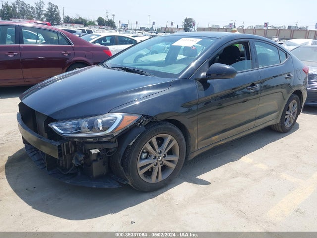 Hyundai ELANTRA SEL 2018 5NPD84LF5JH384895 Image 2