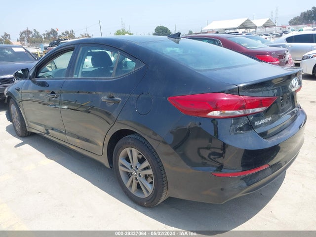 Hyundai ELANTRA SEL 2018 5NPD84LF5JH384895 Image 3