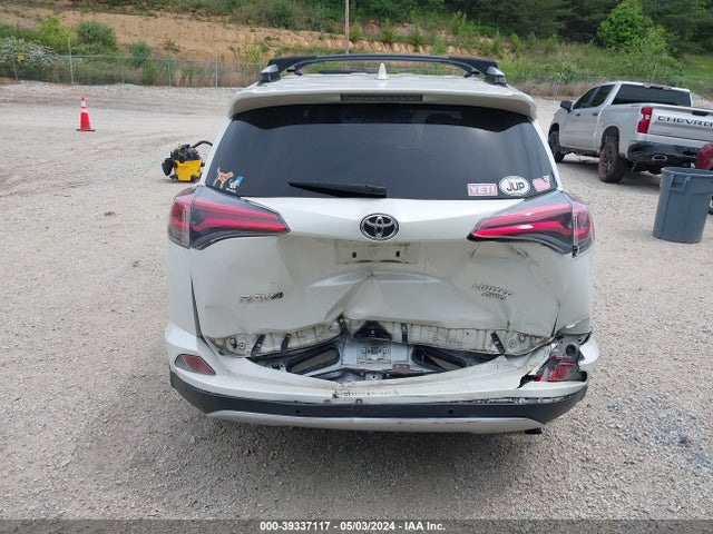 Toyota Rav4 Limited 2016 JTMDFREV6GJ069627 Image 16