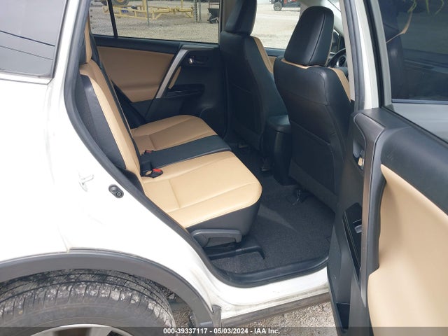 Toyota Rav4 Limited 2016 JTMDFREV6GJ069627 Image 8