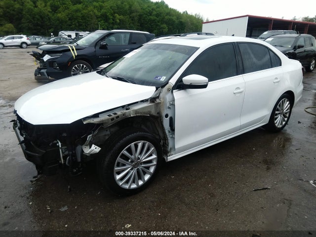 3VWL17AJ8GM383846 Volkswagen Jetta 1.8t Sel
