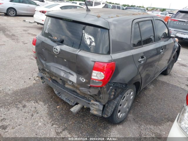 JTKKUPB41E1041933 Scion XD