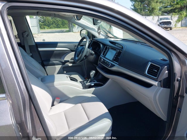 Toyota Highlander Xle V6 2016 5TDJKRFH2GS248029 Image 5