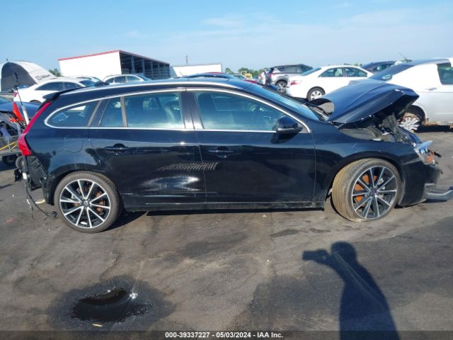 YV140MEK9H1348852 Volvo V60 T5 Premier