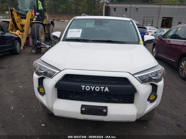 Toyota 4runner Sr5 Premium 2022 JTENU5JR4N5987325 Image 12
