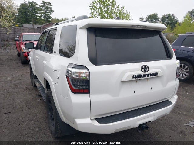 Toyota 4runner Sr5 Premium 2022 JTENU5JR4N5987325 Image 3