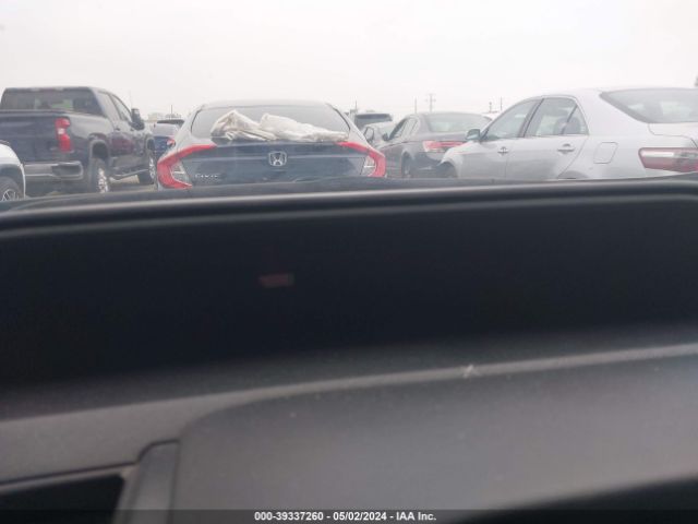 JTDKDTB31F1576401 Toyota Prius C Two